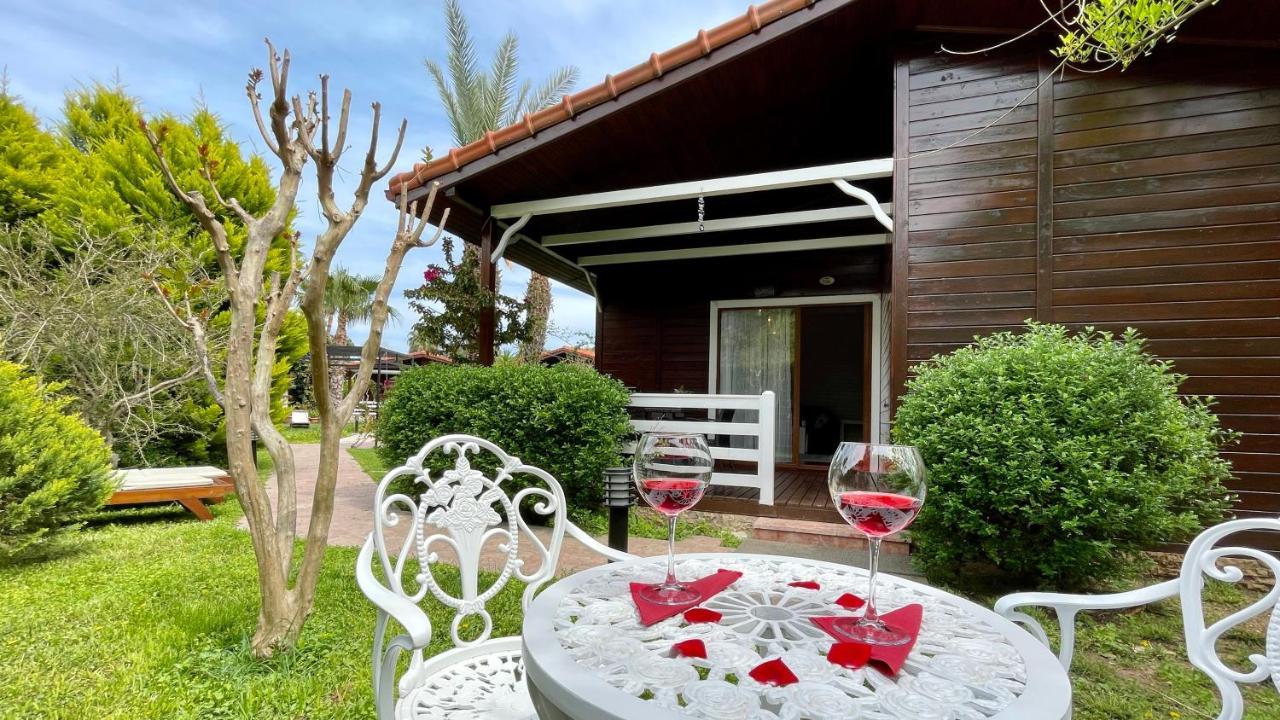Aida Hotel Çıralı Eksteriør billede